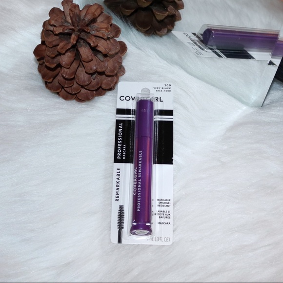 2 Different Covergirl Professional Mascaras - Picture 2 of 5